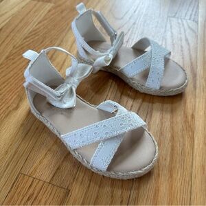 Oshkosh B’Gosh Ella Toddler Girls Espadrille Sandals size 8